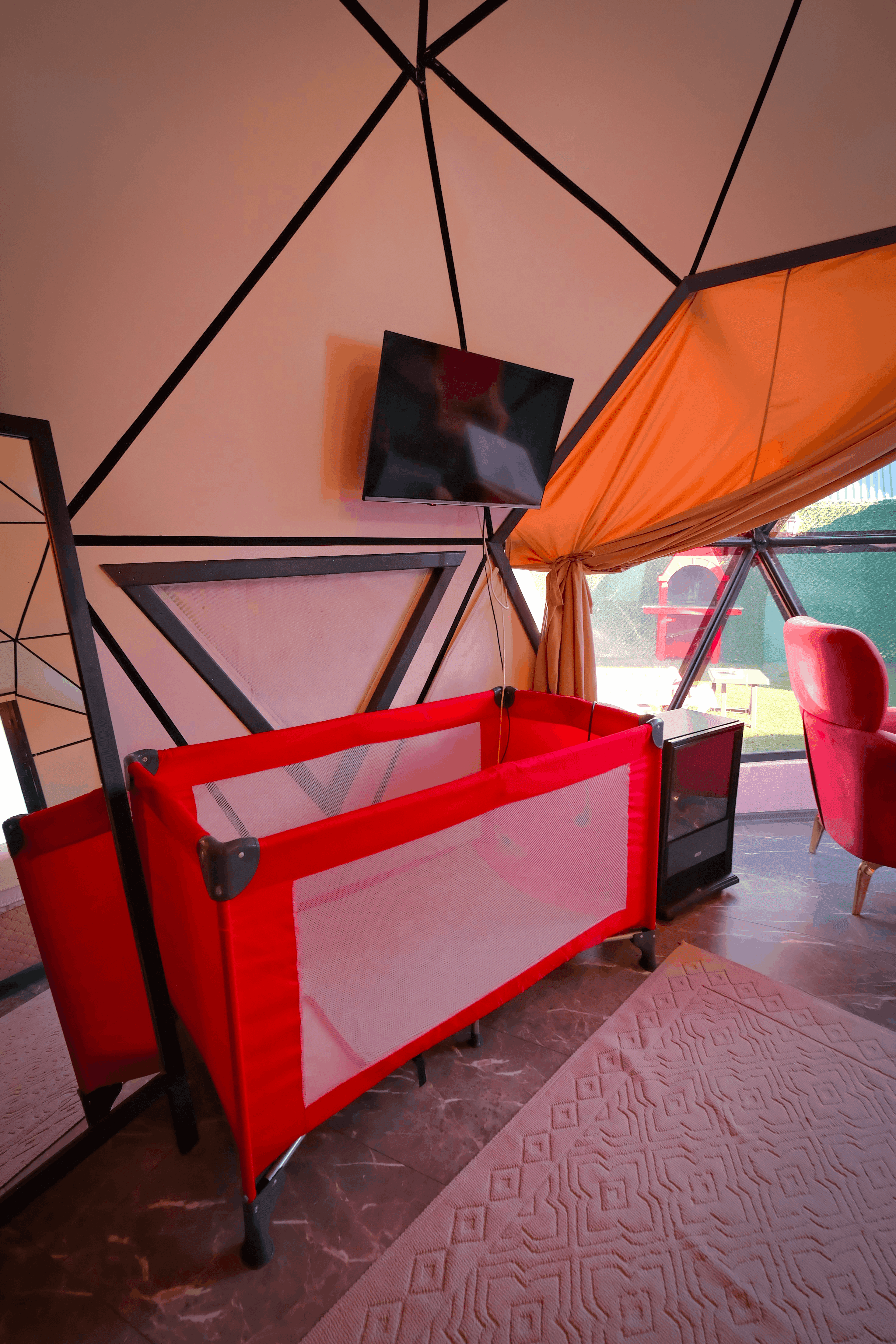 Kırmızı Dome Görünüm